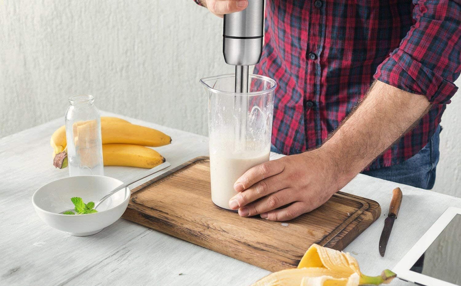 Using an Immersion Blender to Froth Milk